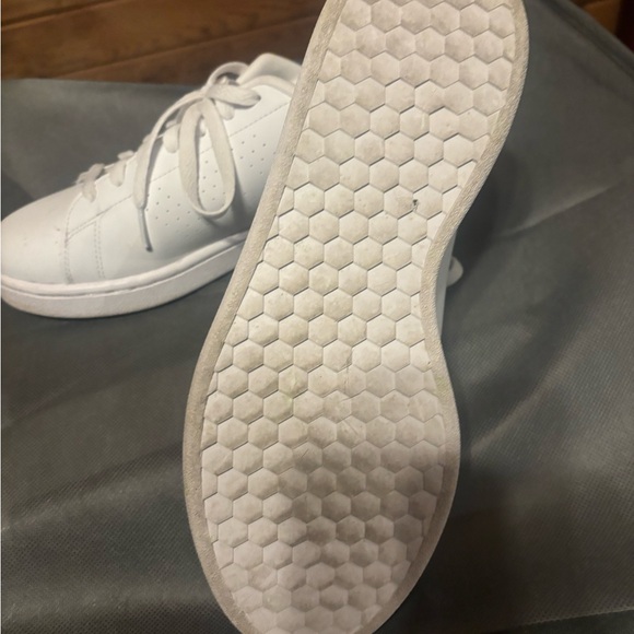 Adidas - Picture 3 of 4